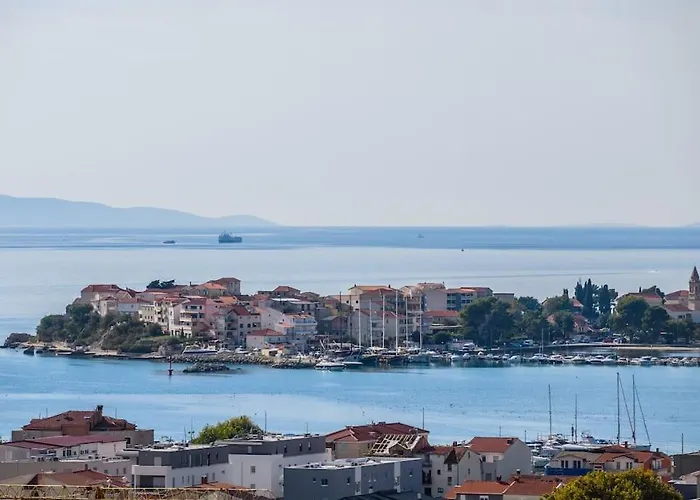 شقة Luksuzni Marea U Podstrani - Vas Raj Na Obali