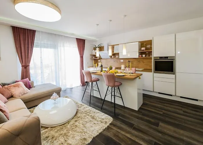 Luksuzni Marea U Podstrani - Vas Raj Na Obali