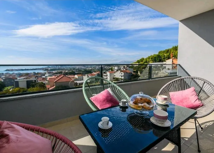 Luksuzni Marea U Podstrani - Vas Raj Na Obali *